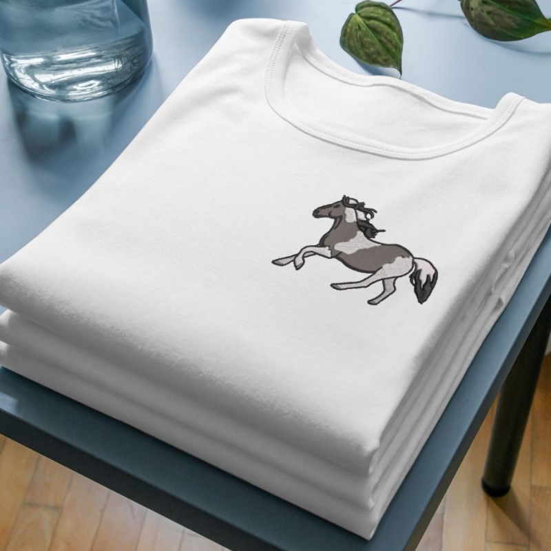 Chandail brodé Unisexe ''Cheval - Robe tachetée''