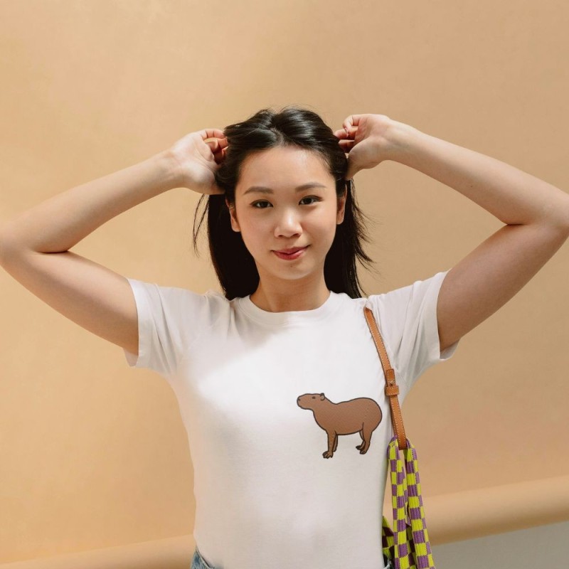 Chandail brodé Unisexe ''Capybara''