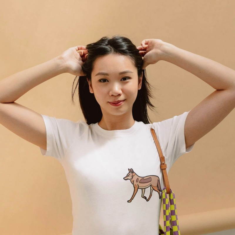 Chandail brodé Femme ''Coyote''