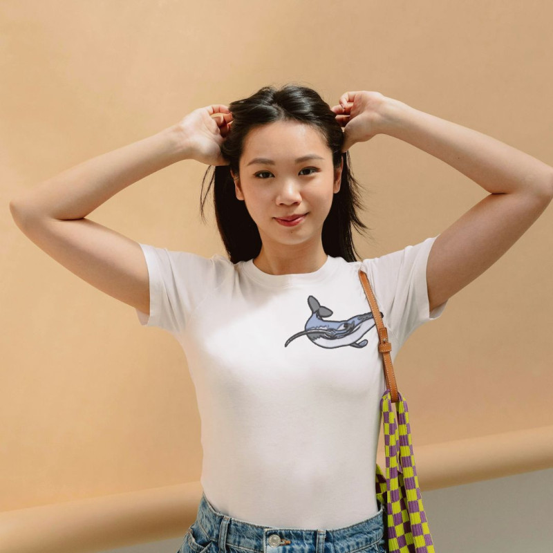 Chandail brodé Femme ''Baleine''